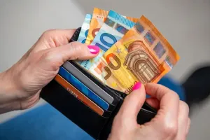 Automatisierung im Zahlungsverkehr: Warum Bargeld weiterhin relevant bleibt