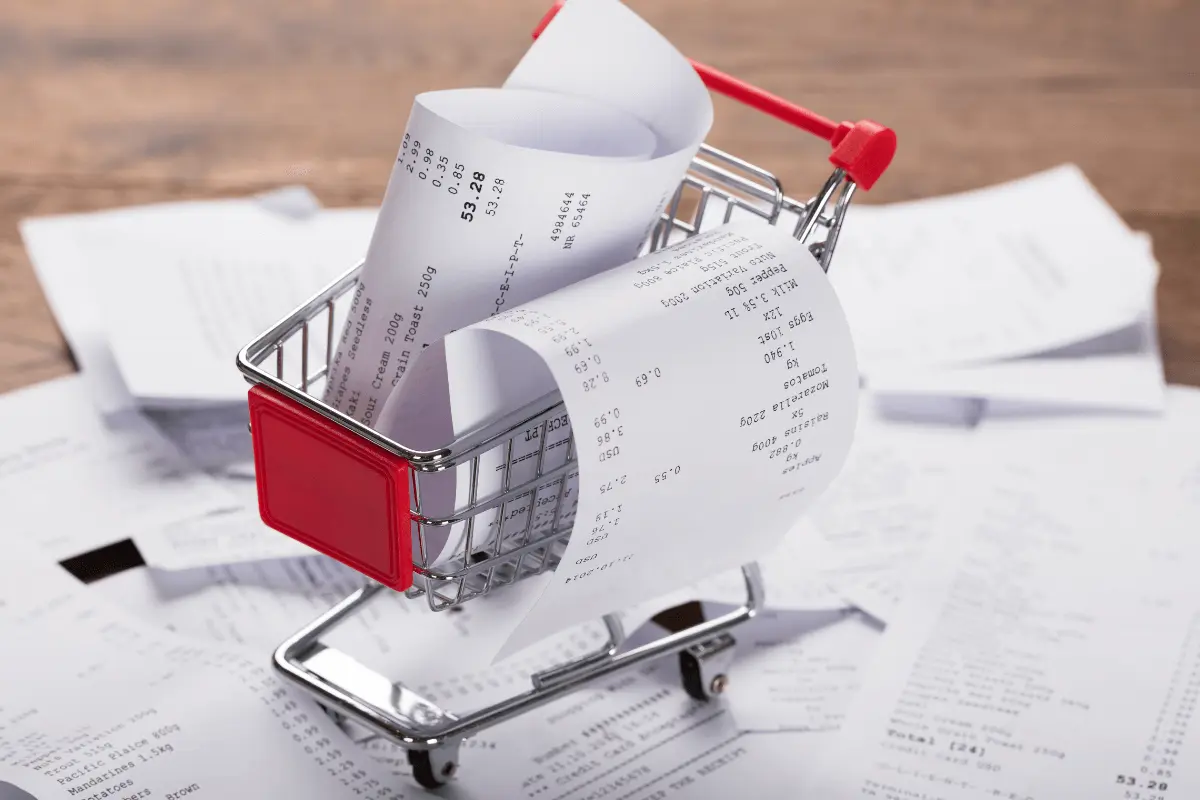 Wie Sie den täglichen Geldfluss in einem Geschäft verwalten